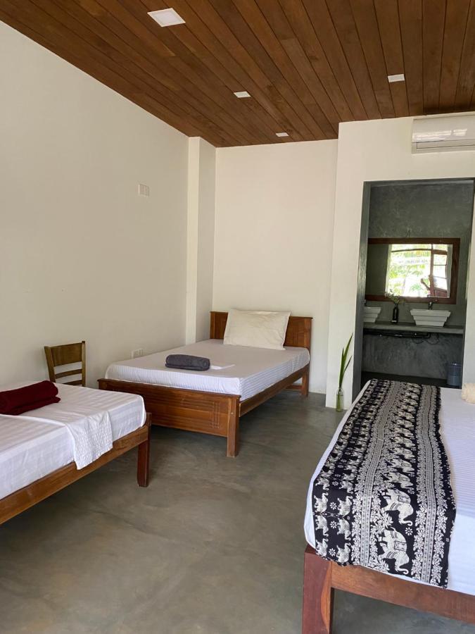 Hotel The Dale Mirissa Exterior foto